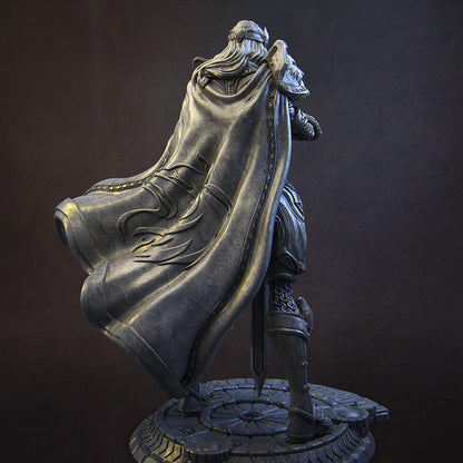 Alina, Paladin of the Dawn | DnD Female Knight Warrior Collectible Miniature | 32mm / 75mm | by Nerikson
